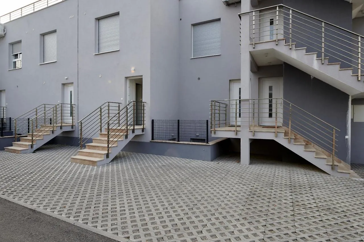 Apartment Gaby 3 Trogir 0*,  Croatia